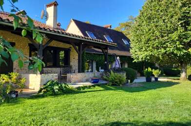 Maison 10 pièces 676000 €