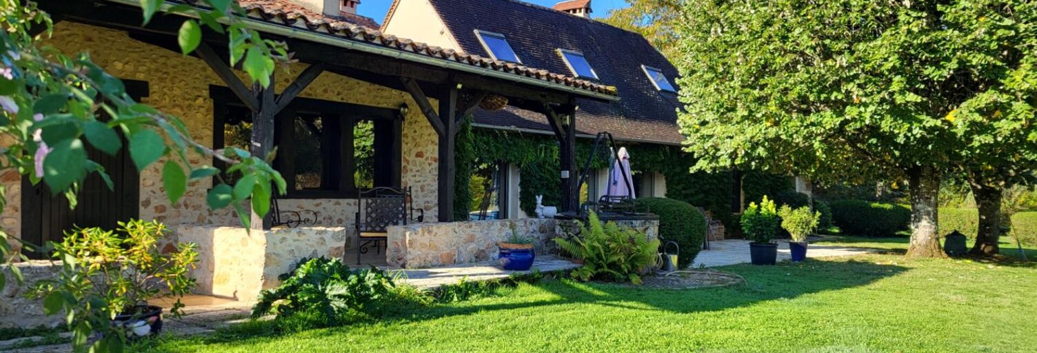 Maison 10 Pièces 305 m² à vendre à Issac (24400)