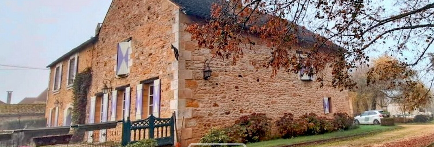 Maison 9 Pièces 293 m² à vendre à Saint-Cyprien (24220)