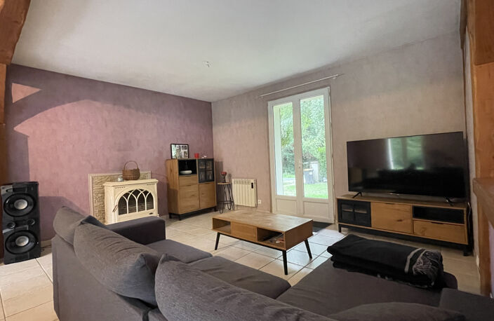 Maison familiale au calme avec jardin, gare à 10 minutes — photo 2