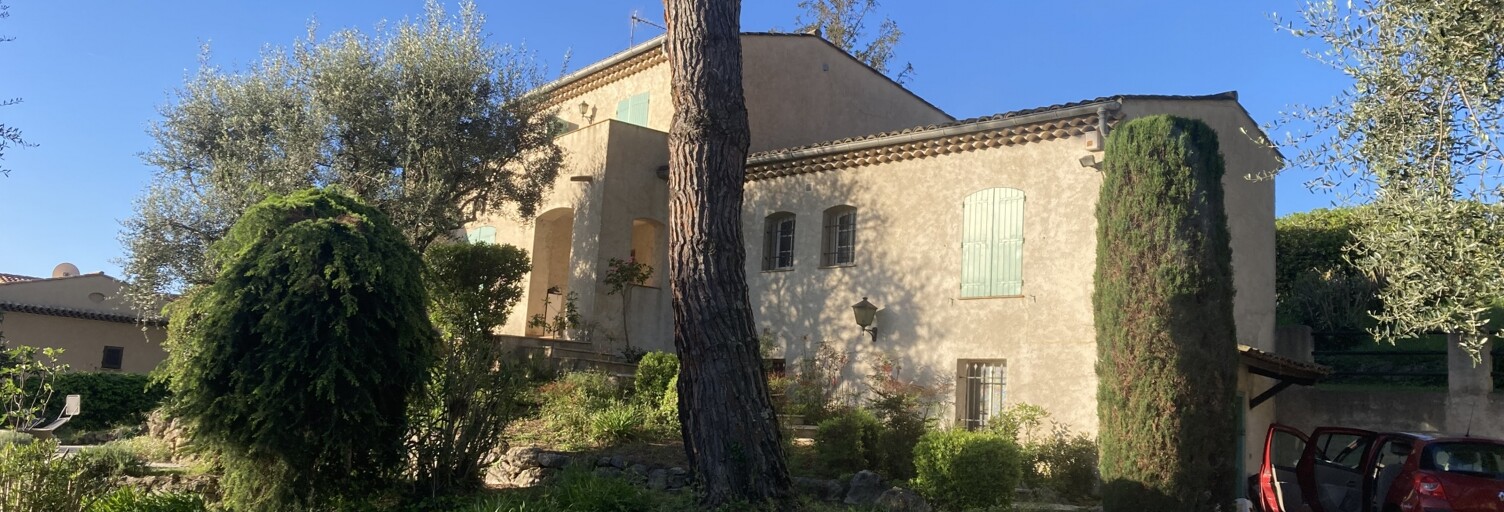 Maison 5 Pièces 201 m² à vendre à Vence (06140)