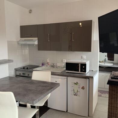 Appartement 1 pièces 610 €