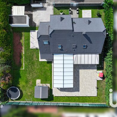 Maison 9 pièces 695000 €