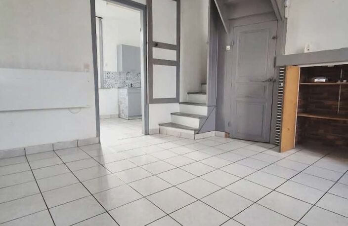 Vente Maison/villa 4 pièces — photo 2