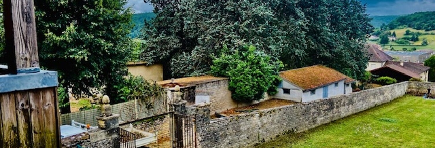 Immeuble  164 m² à vendre à Saint-Gengoux-le-National (71460)