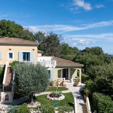 Maison 6 pièces 590000 €