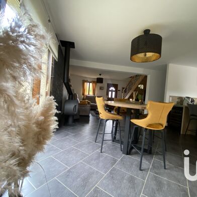 Maison 7 pièces 299900 €