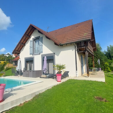 Maison 8 pièces 370000 €
