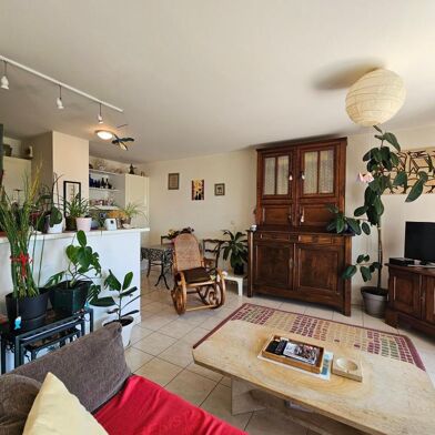 Appartement 3 pièces 486850 €