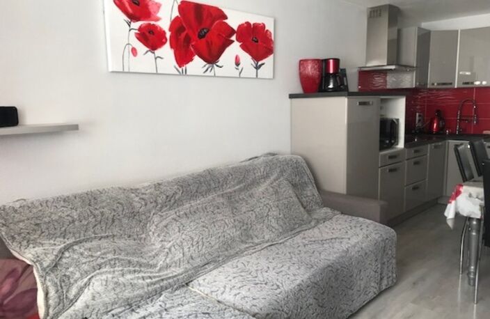 Dpt Hautes Pyrénées, dans la station de ski de LA MONGIE appartement T 2 de 29 m² avec balcon, cellier et parking intérieur — photo 3
