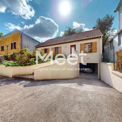 Maison 4 pièces 445200 €