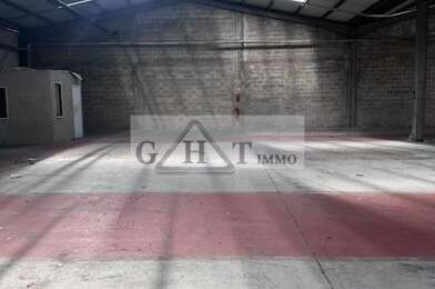 Local industriel  6040 €