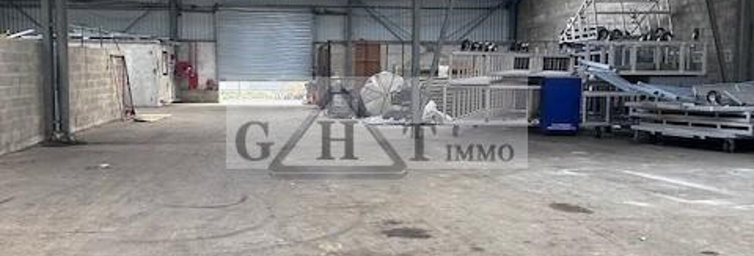 Local industriel  600 m² à louer à Servon (77170)