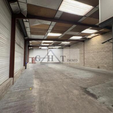 Local industriel  2650 €