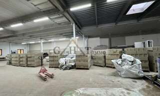 Local industriel  560 m² à louer à Neuilly-sur-Marne (93330)