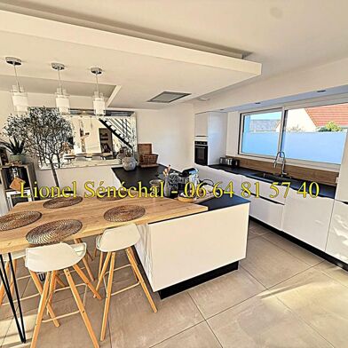 Maison 10 pièces 421200 €