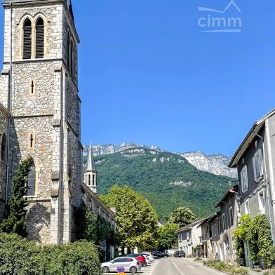 Appartement 3 pièces 270900 €