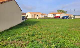 Terrain  528 m² à vendre à Ruelle-sur-Touvre (16600)