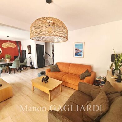 Maison 5 pièces 465000 €