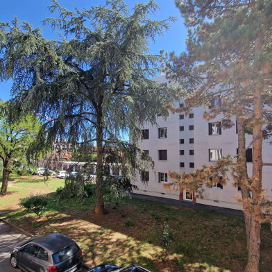 Appartement 4 pièces 172000 €