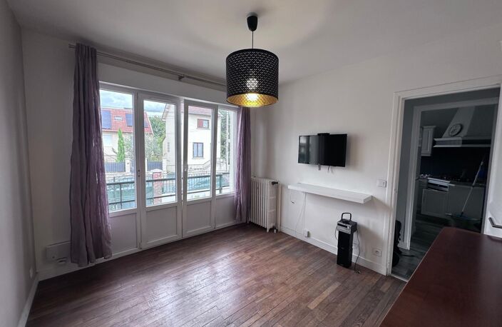 Vente maison 3 pièces 47 m² Épinay-sur-Seine (93800) — photo 2