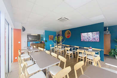 Commerce  298480 €