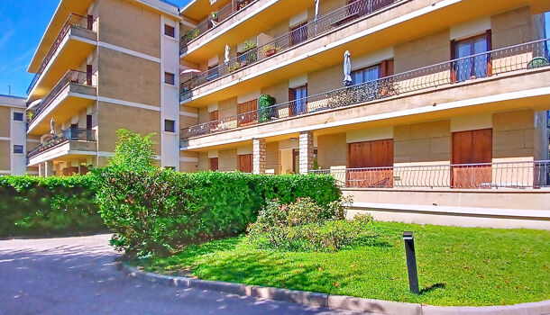 Appartement 1 pièces  à louer Aix-en-Provence 13090