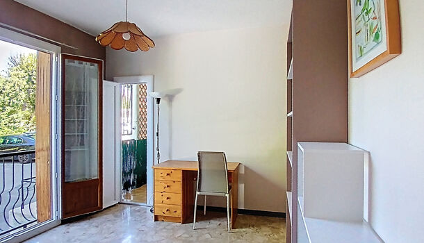 Appartement 1 pièces  à louer Aix-en-Provence 13090