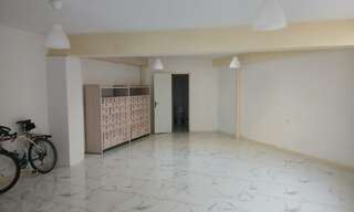 Commerce  102 m² à louer à Bordeaux (33000)