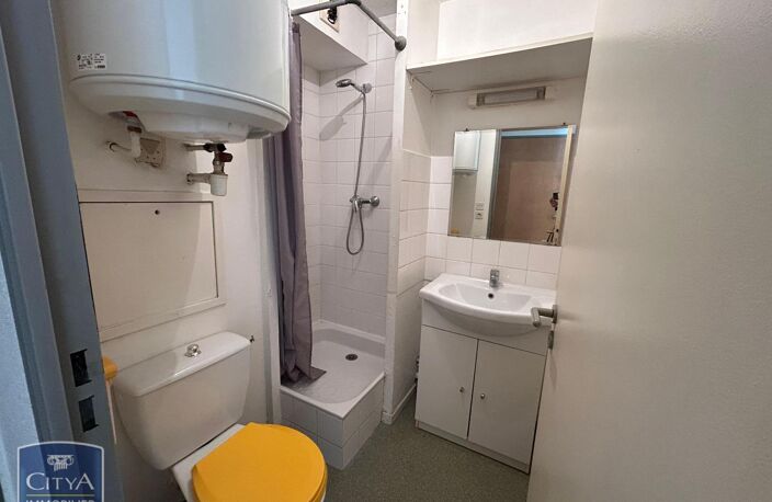 Location appartement 1 pièce 24 m² à Tours (37000) — photo 4