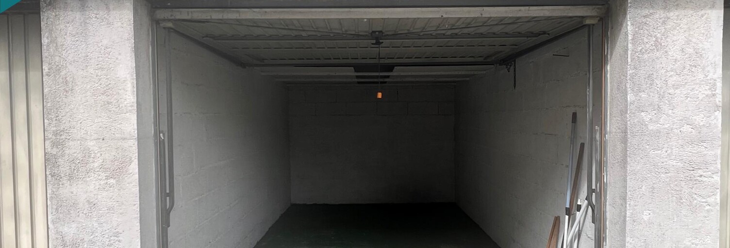 Garage  13 m² à vendre à Trappes (78190)