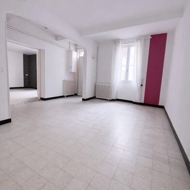 Maison 9 pièces 240000 €