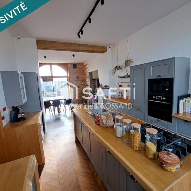 Maison 10 pièces 499000 €