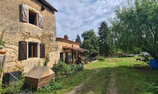 Maison 8 Pièces 176 m² à vendre à Beauronne (24400)