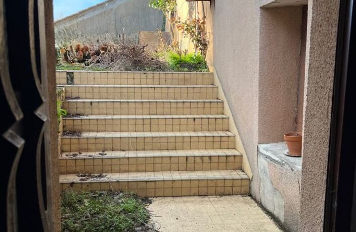 Maison de village plain-pied avec garage et belle vue — photo 4