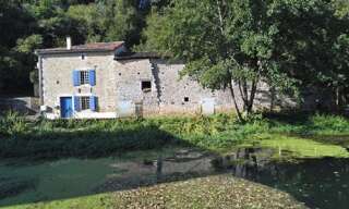 Maison 5 Pièces 99 m² à vendre à Civray (86400)