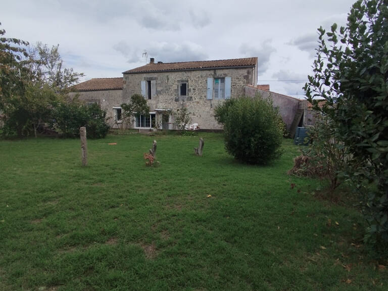 Maison à acheter à Rochefort avec Agence Baratte Immobilier — photo 1