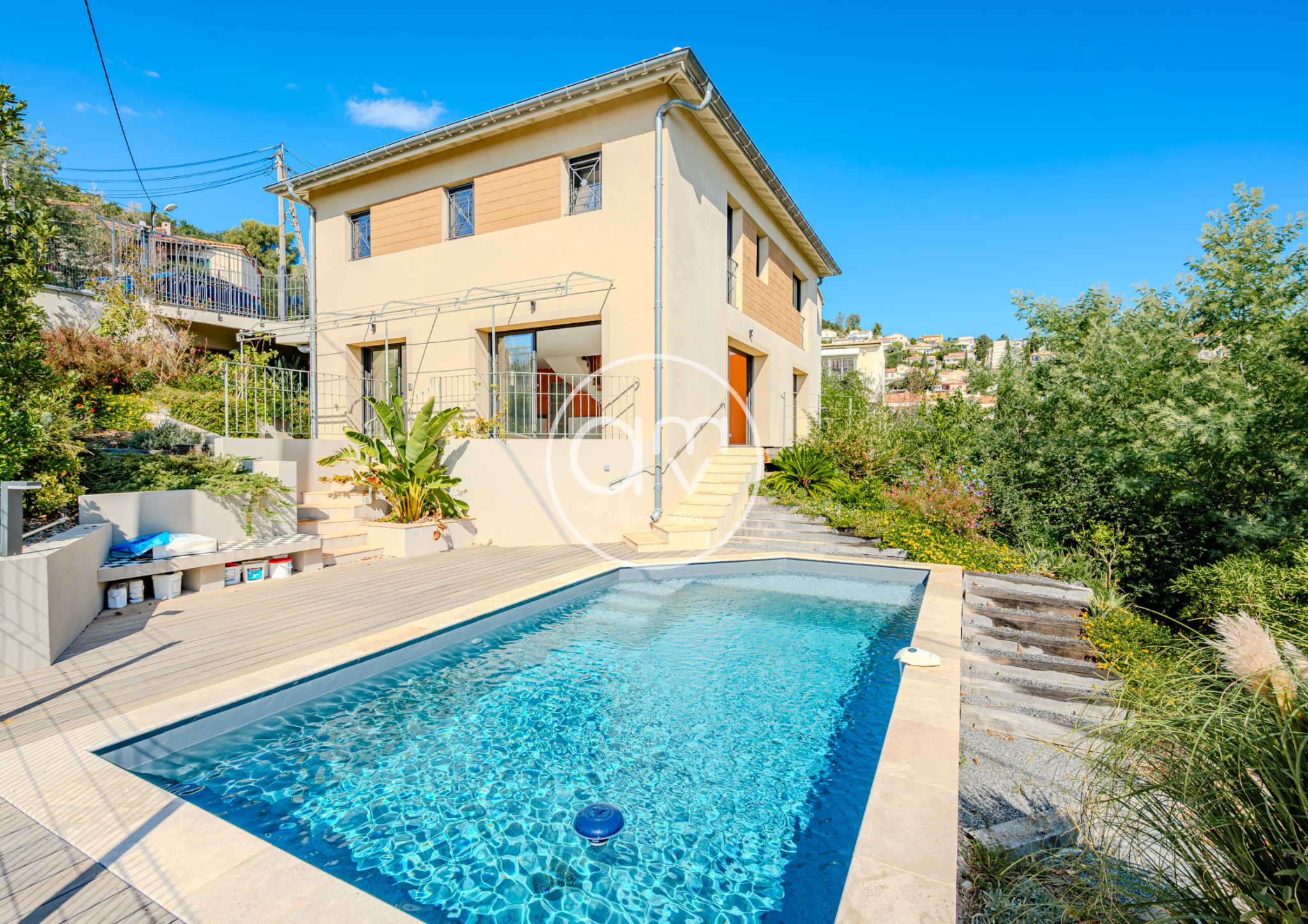 Villa / Maison  T4 à vendre Hyères 83400