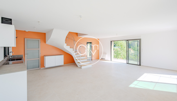 Villa / Maison 4 pièces  à vendre Hyères 83400