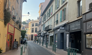 Commerce  57 m² à vendre à Menton (06500)