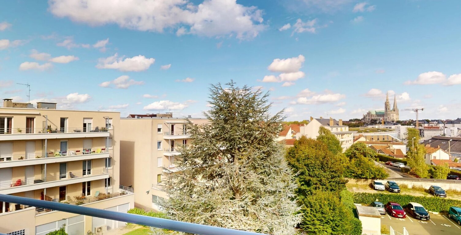 VENTE - APPARTEMENT T4 - GARE DE CHARTRES — photo 1