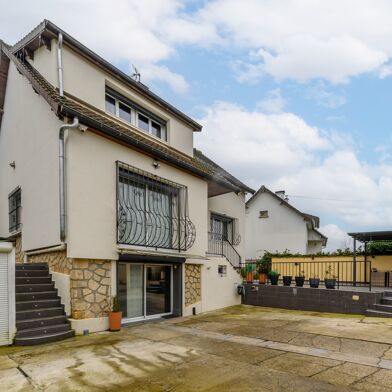 Maison 8 pièces 445000 €