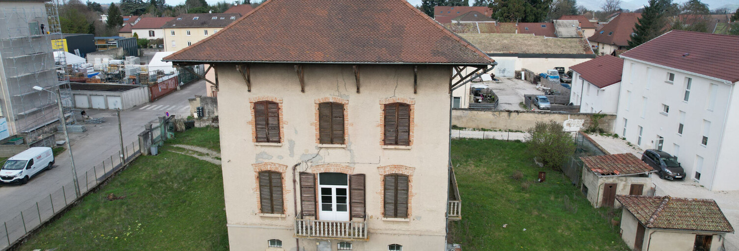 Maison 5 Pièces 248 m² à vendre à Les Abrets en Dauphiné (38490)