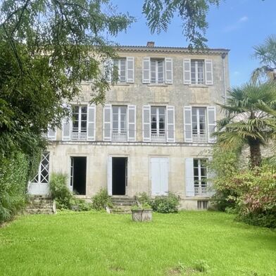 Maison 14 pièces 546000 €