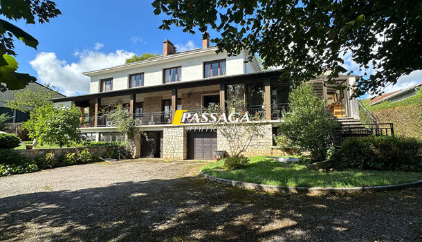 Villa / Maison 11 pièces  à vendre Rignac 12390