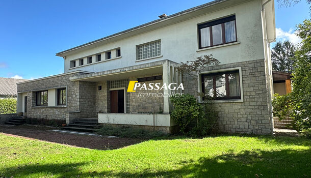 Villa / Maison 11 pièces  à vendre Rignac 12390