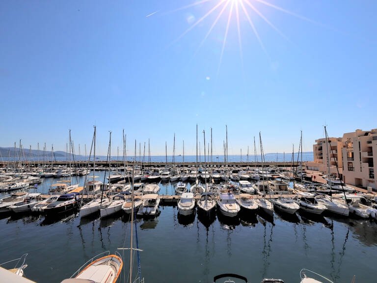 M2203 - BORMES-LES-MIMOSAS -  Fonds de Commerce - Restaurant - Vue mer — photo 1