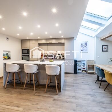 Appartement 5 pièces 399000 €