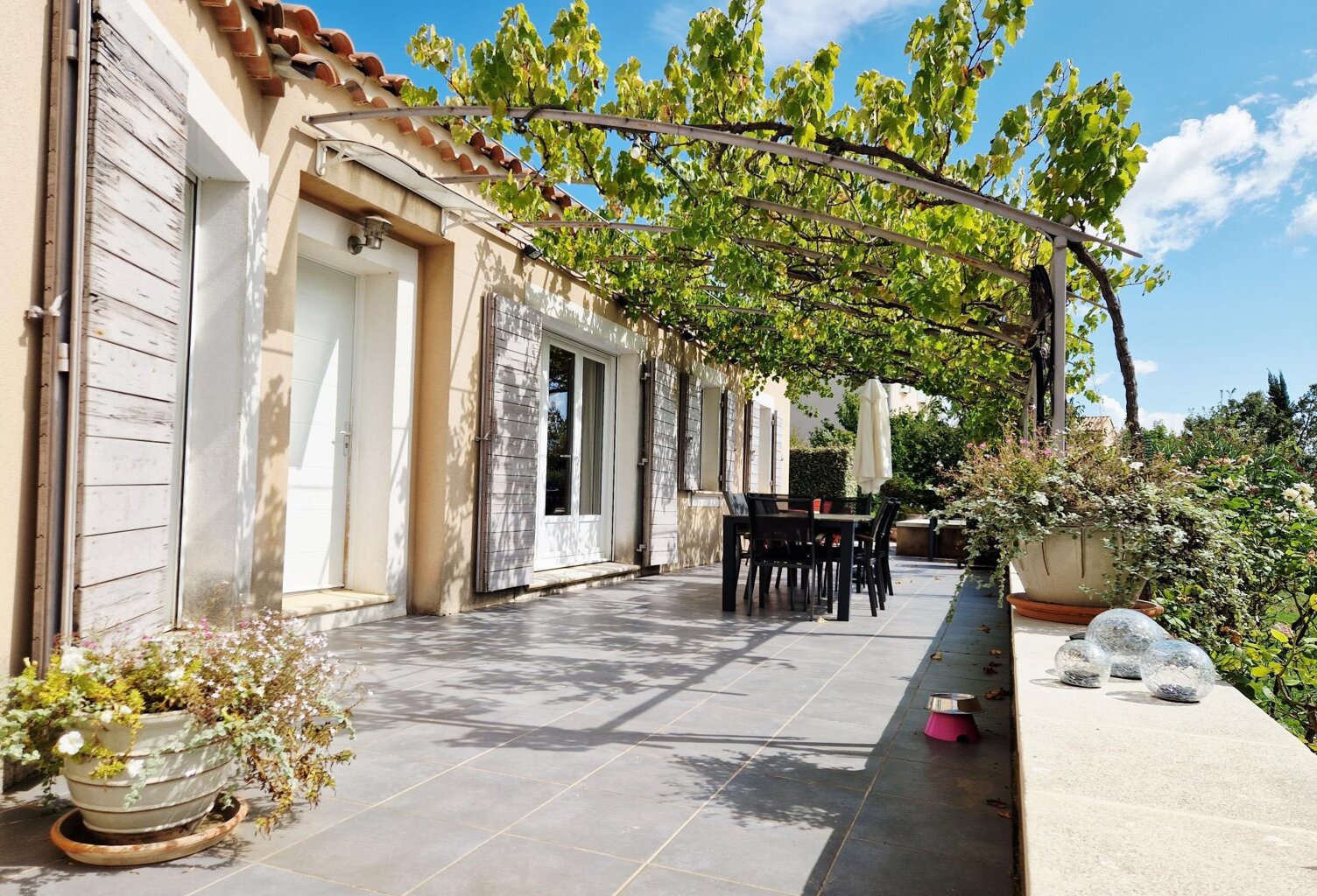 Charmante villa de 114 m²  avec piscine — photo 1