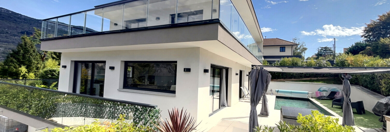 Maison 9 Pièces 215 m² à vendre à Brison-Saint-Innocent (73100)